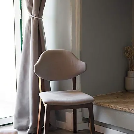 The Hygge - Estrela Bed & Breakfast 4*